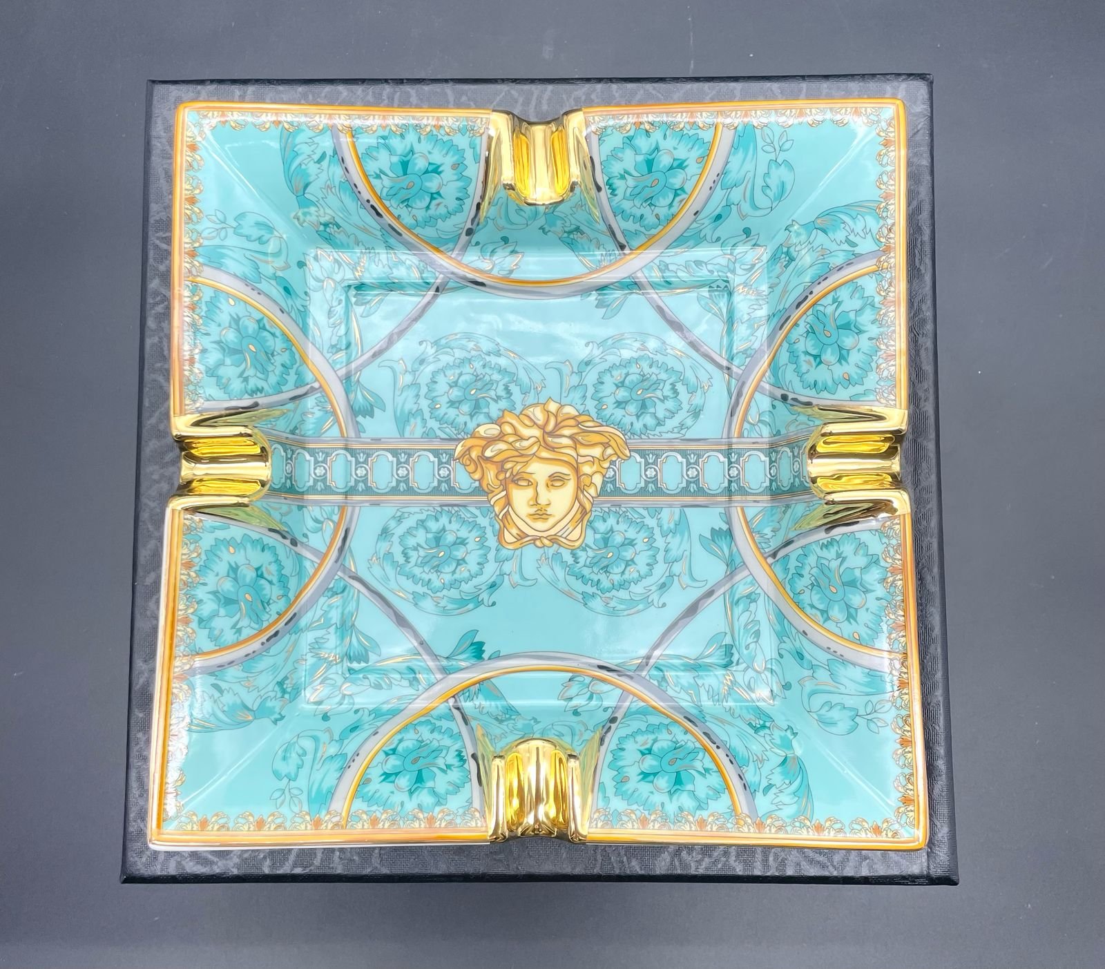 Vercase ashtray trinket tray blue